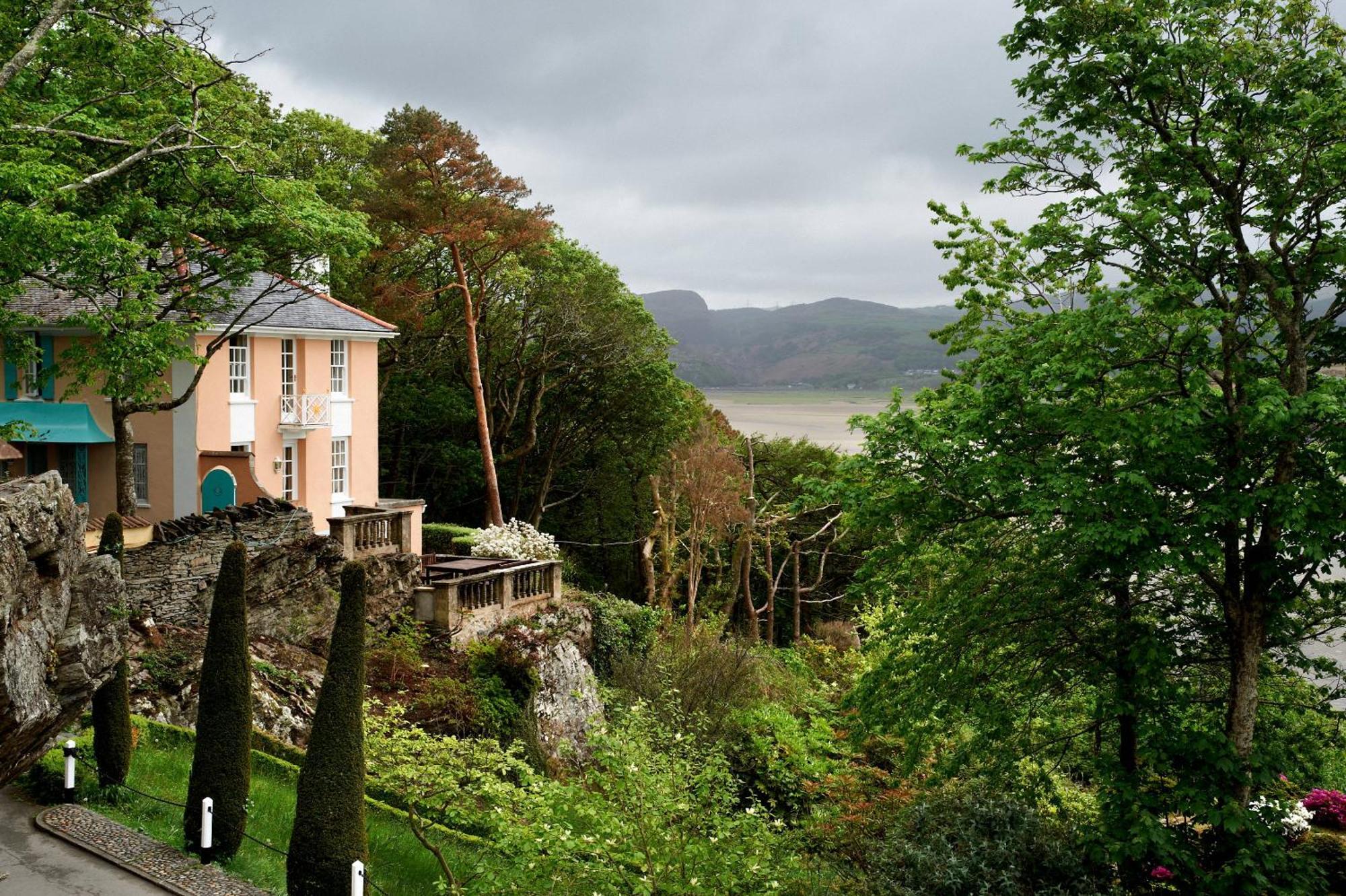Portmeirion Village & Castell Deudraeth Porthmadog Dış mekan fotoğraf